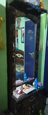 dressing table