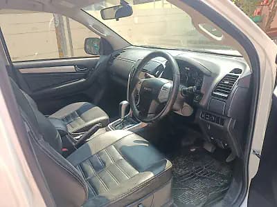 Isuzu mu-x 4x2