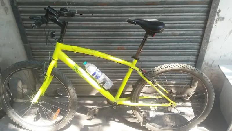 hero bicycle new only three months to buy the bicycle