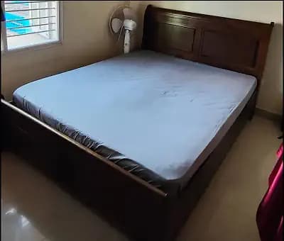 Sheesham Wood King Size Bed for sale