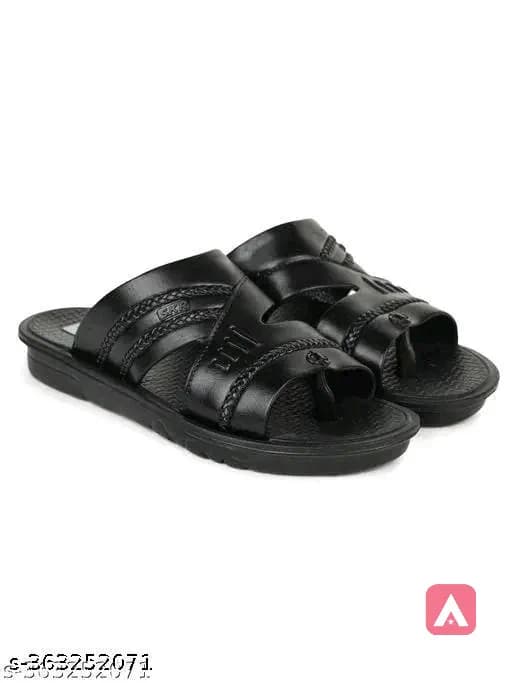 Relaxed Attractive Men SlippersName: Relaxed Attractive Men SlippersMaterial: EVASole Material: EVAPattern: TexturedNet Quantity (N): 1These black sli