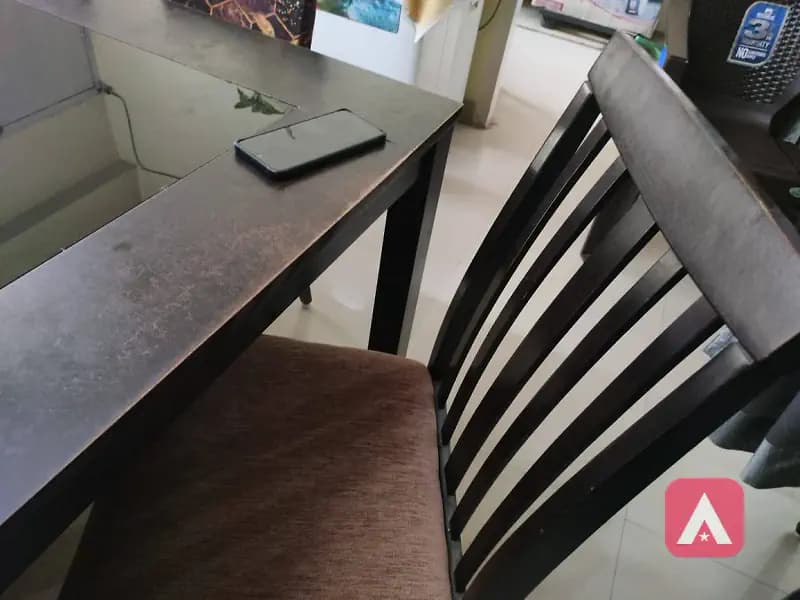 Want to sell 6 seater Dinning table