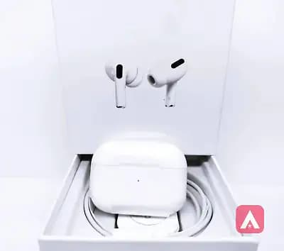Apple Airpods pro earbuds