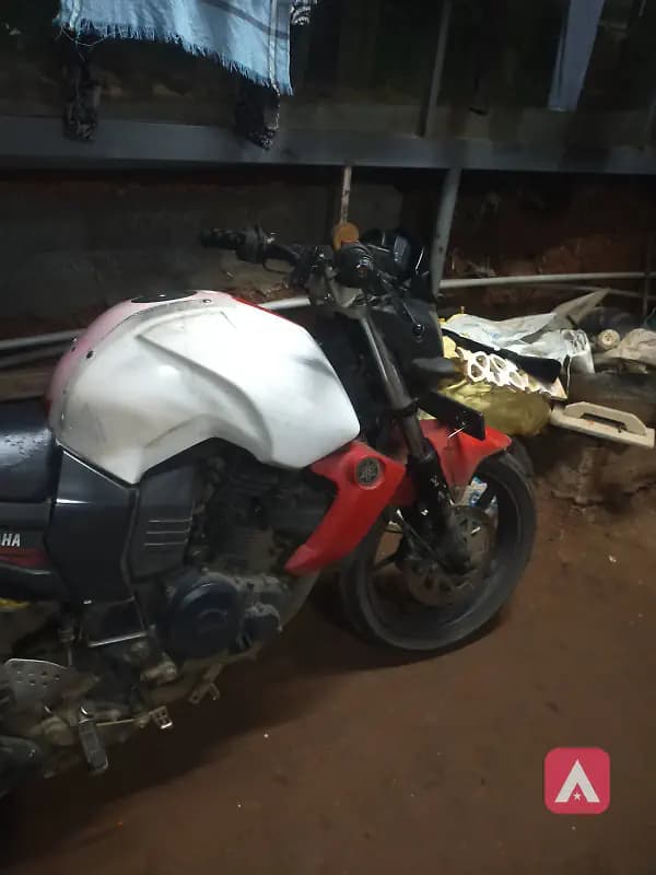 yamaha FZs v1 urgent sale