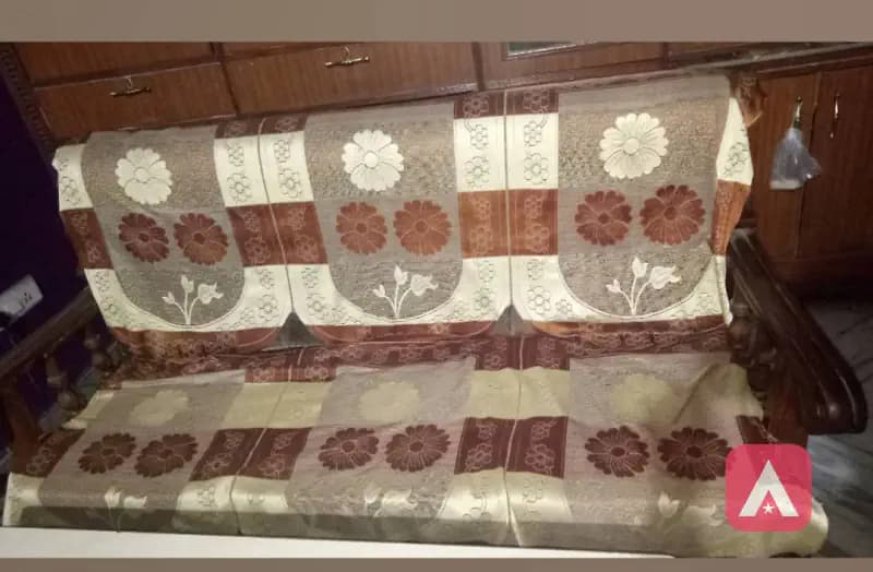 aise lakdi wala sofa nhi milta ab best quality sofa
