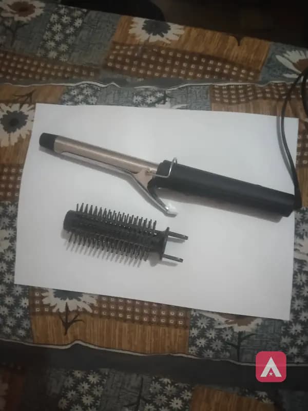 hair curler or straightener