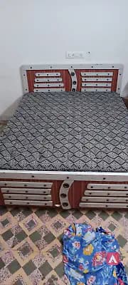 double bed with mattress in Good condition