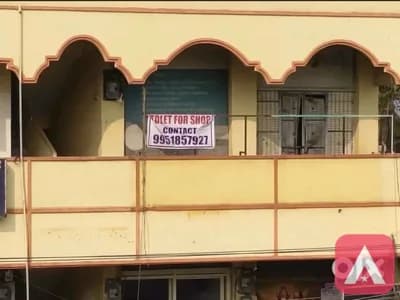 second floor shop for rent