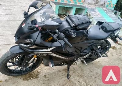 2022 modal R15 v4 km 22000