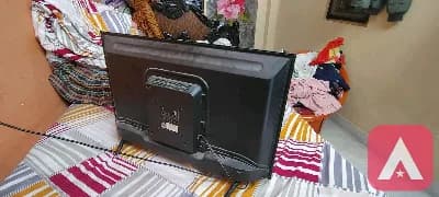 mi 32 inches