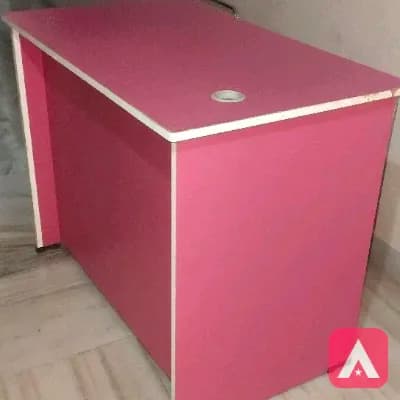 computer table