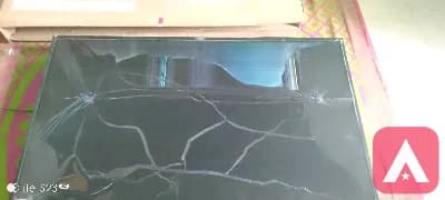 LG 55 INCHES TV ONLY DISPLAY DAMAGE BUT INSIDE PARTS GOOD CONDITION