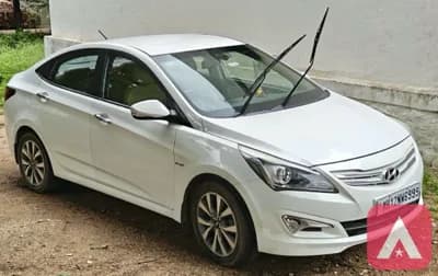 Hynadi Varna 2017 running 80000 kms.